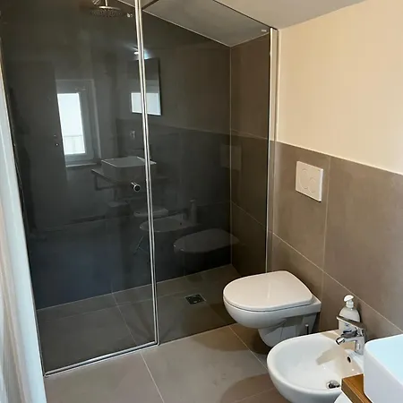 Apartament Conca D Oro *